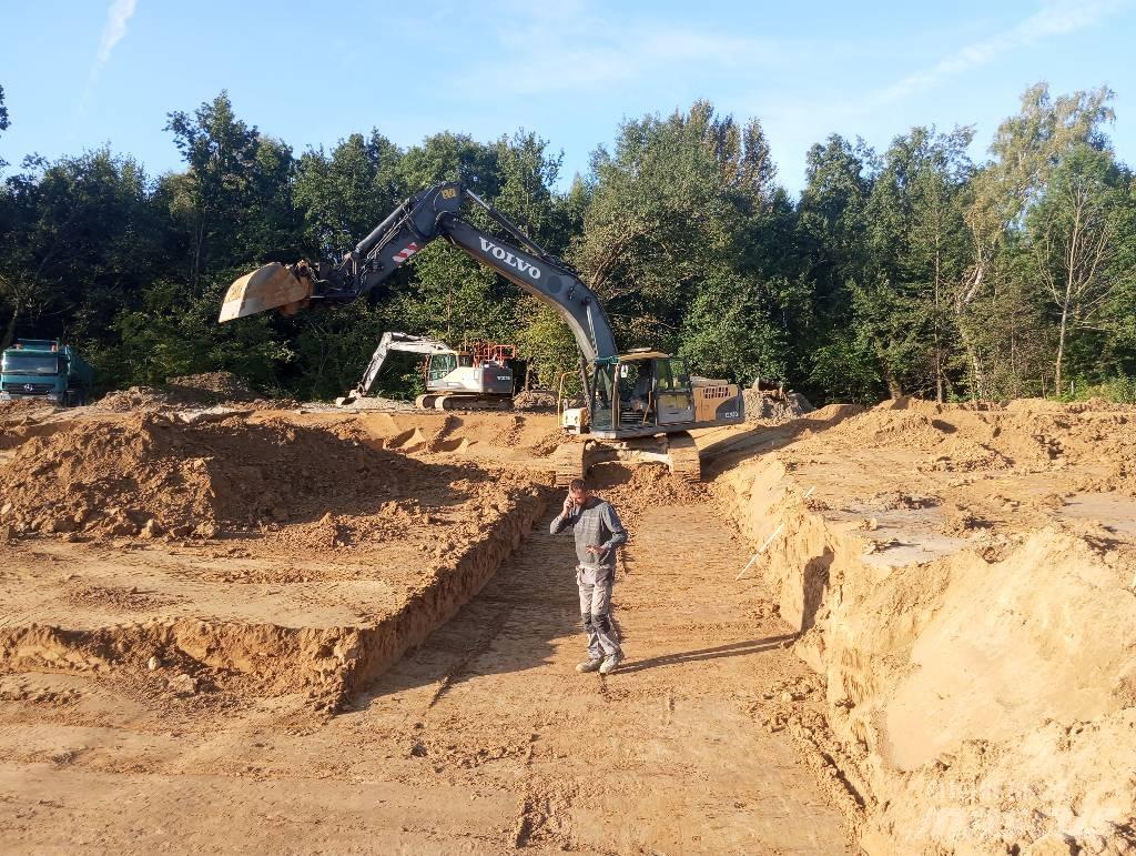 Volvo EC 240 C L Εκσκαφείς με ερπύστριες