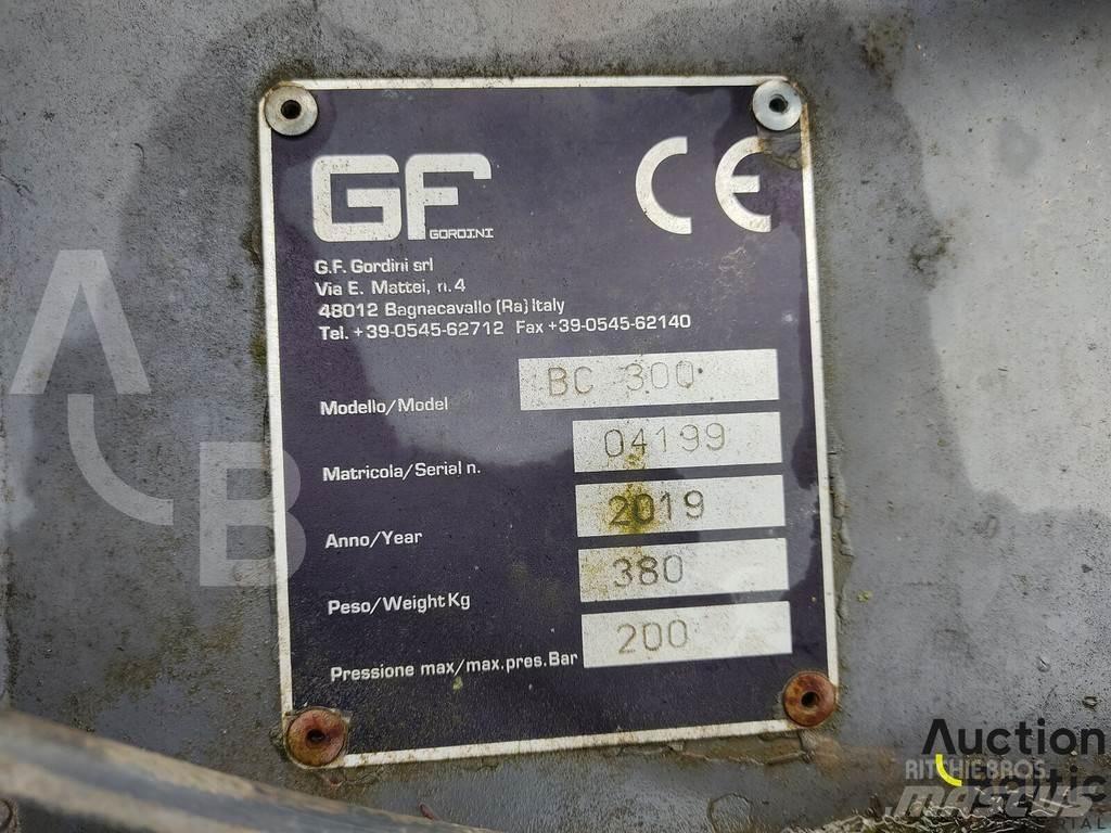 GF Gordini BC 300 Κουβάδες