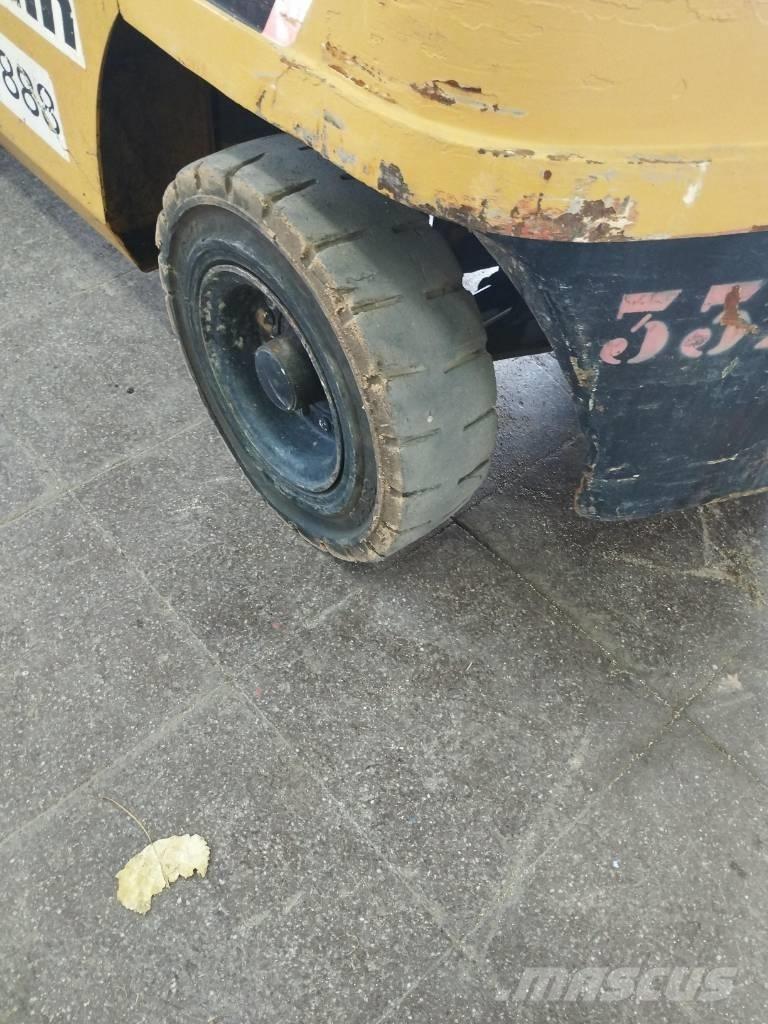 CAT DP 30 NT Πετρελαιοκίνητα Κλαρκ
