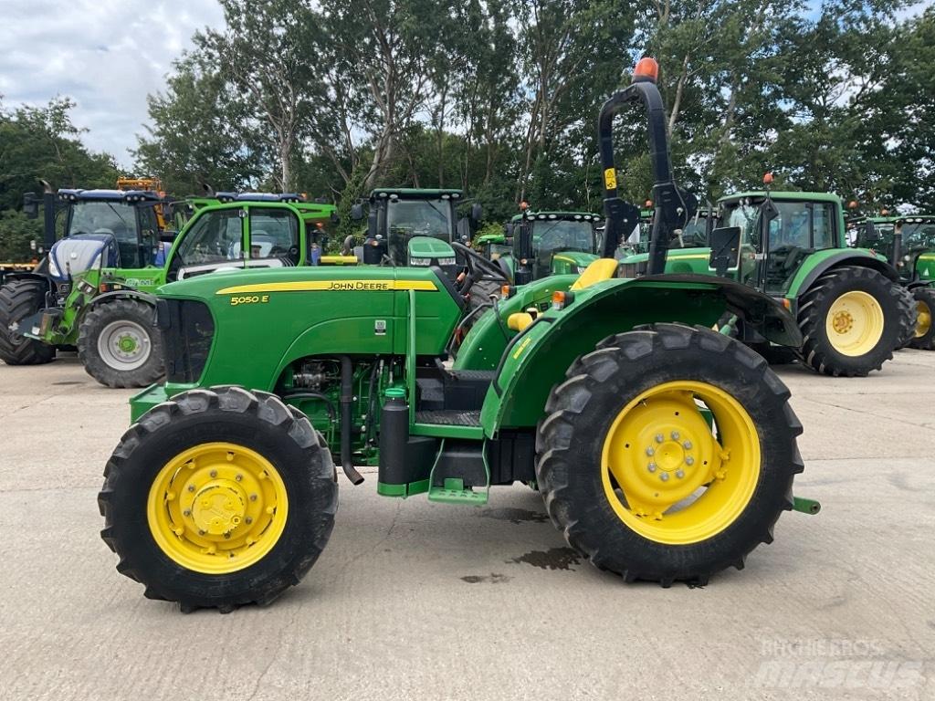 John Deere 5050E Τρακτέρ