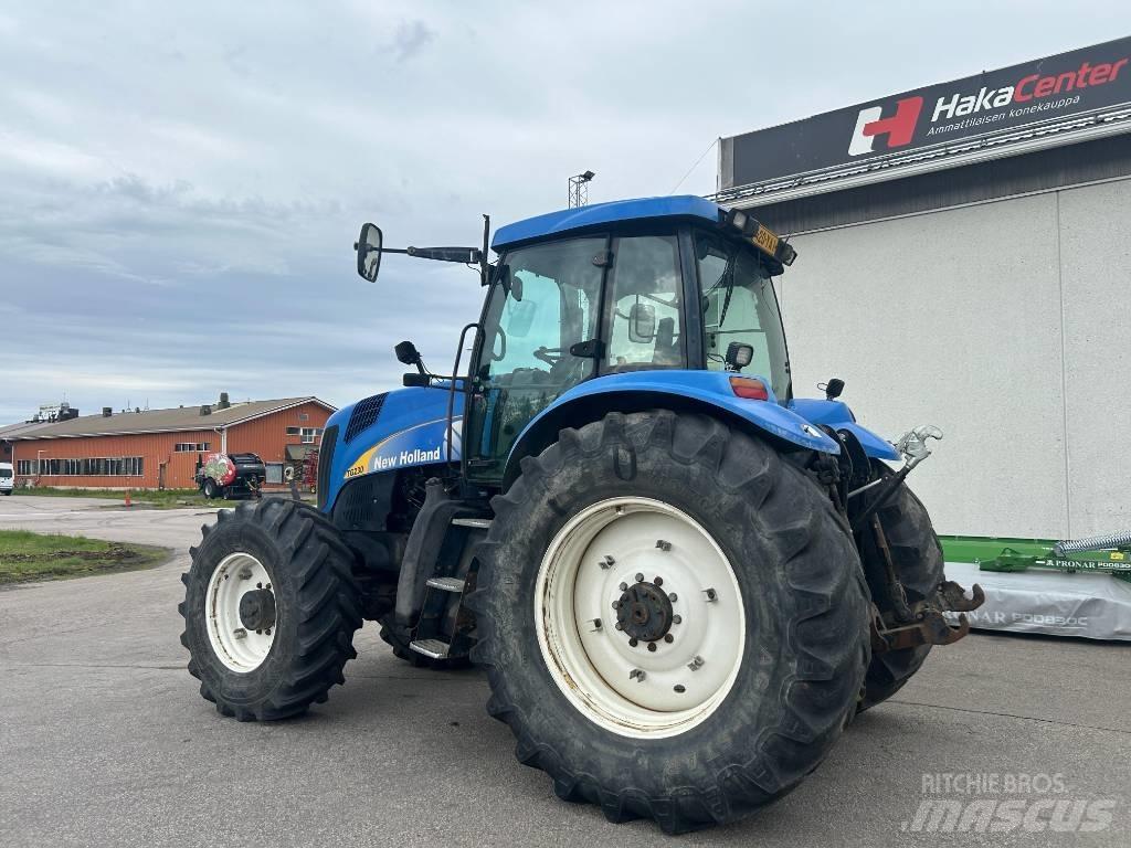 New Holland TG 230 Τρακτέρ