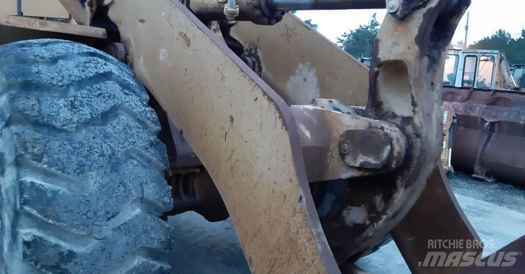 Komatsu WA500-1 Φορτωτές με λάστιχα (Τροχοφόροι)