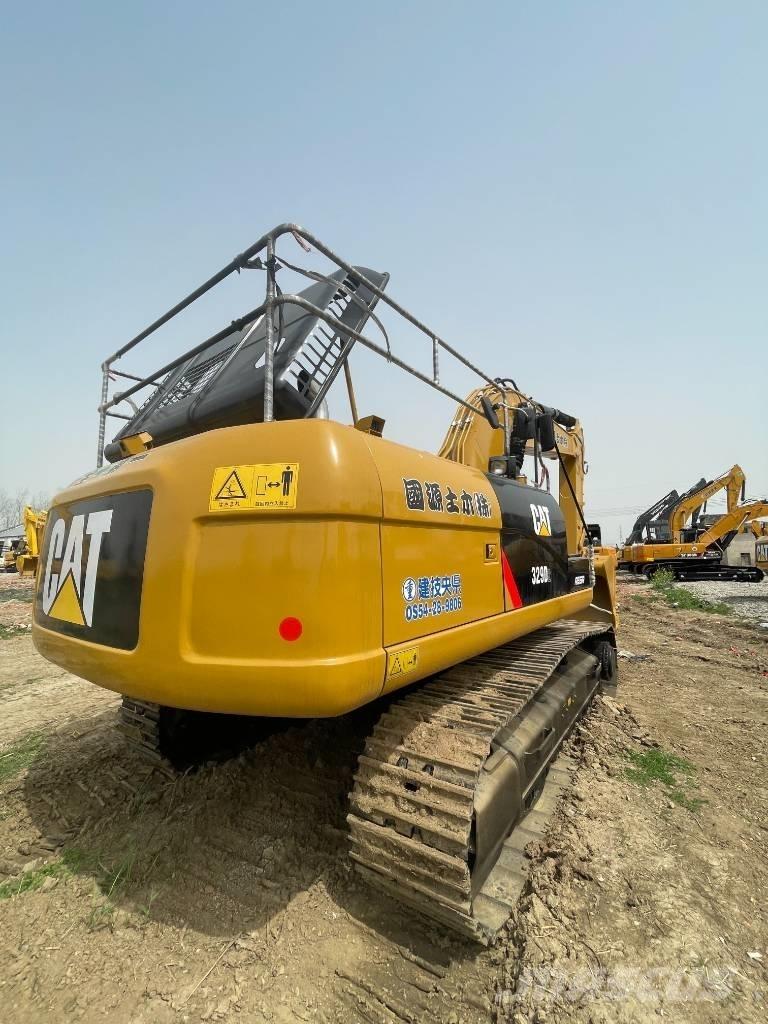 CAT 329D2 Εκσκαφείς με ερπύστριες