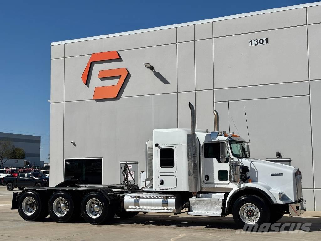 Kenworth T800 Τράκτορες