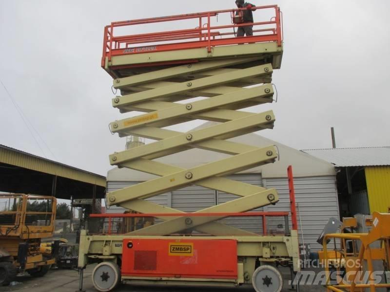 JLG Liftlux 245-12 Ανυψωτήρες ψαλιδωτής άρθρωσης