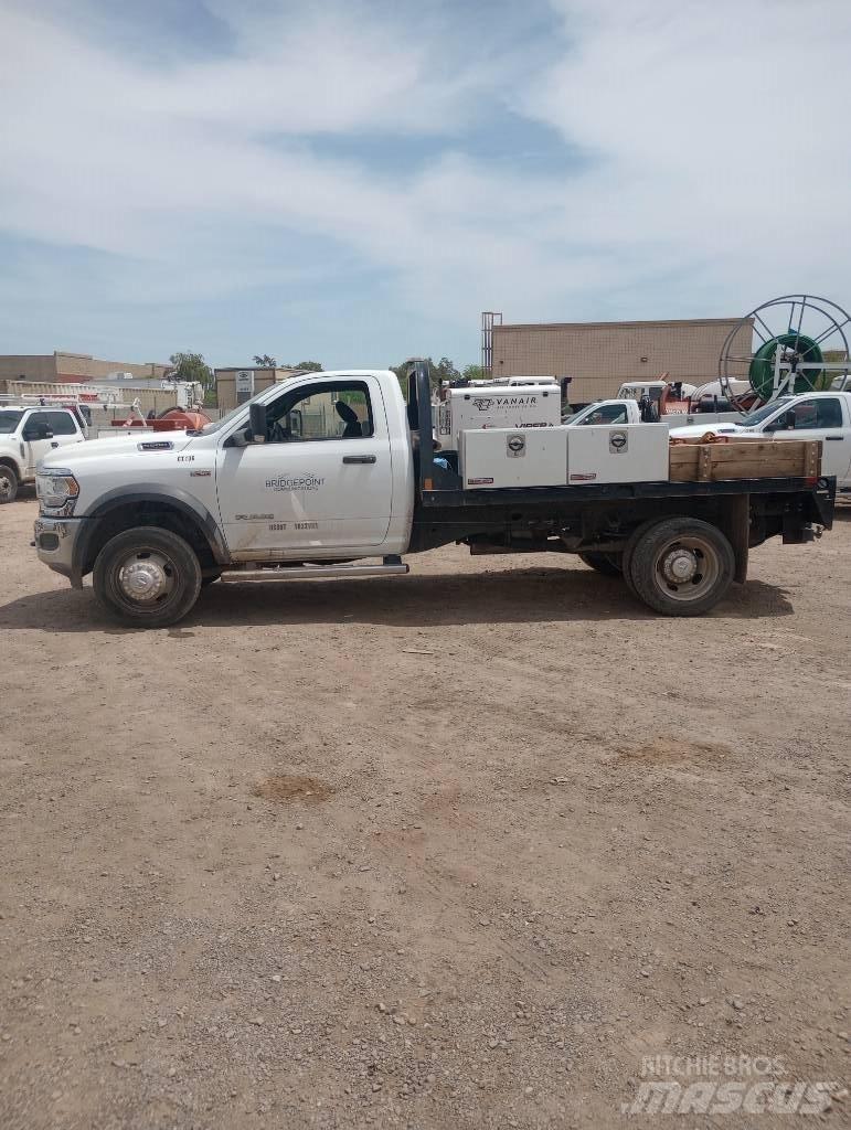 RAM 5500 Φορτηγά Kαρότσα με ανοιγόμενα πλαϊνά