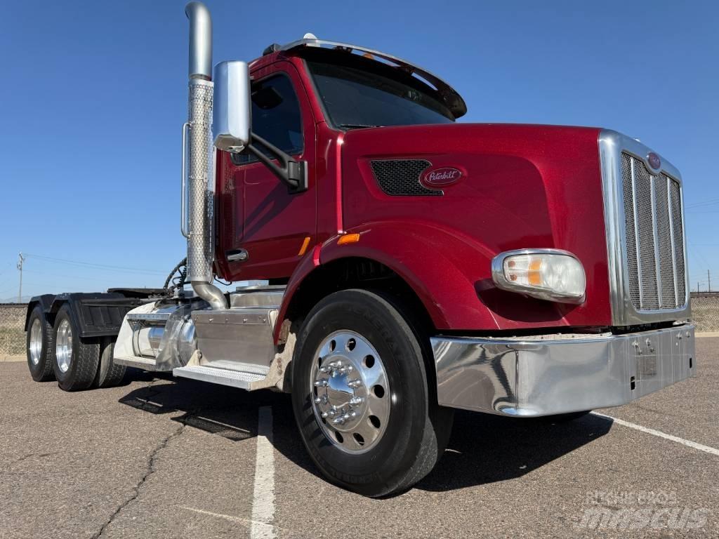 Peterbilt 567 Τράκτορες