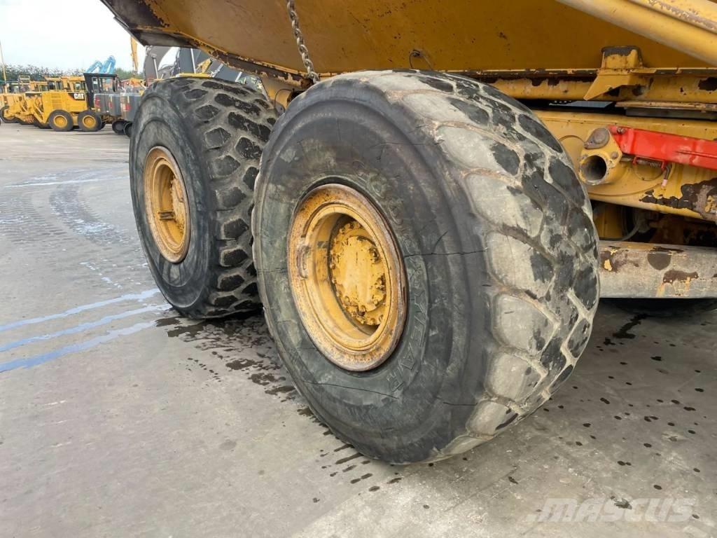 CAT 735 Σπαστό Dump Truck ADT