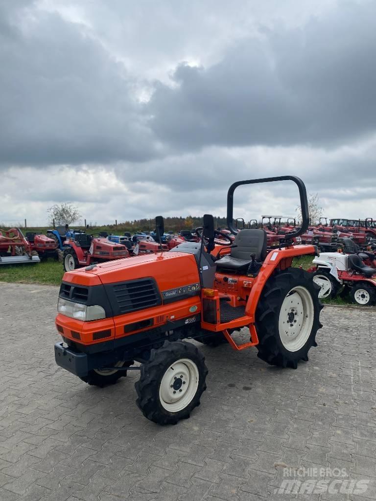 Kubota GL 240 Τρακτέρ μικρών διαστάσεων