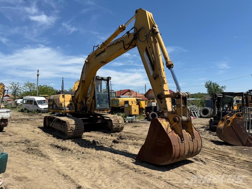 CAT 318 Άξονες