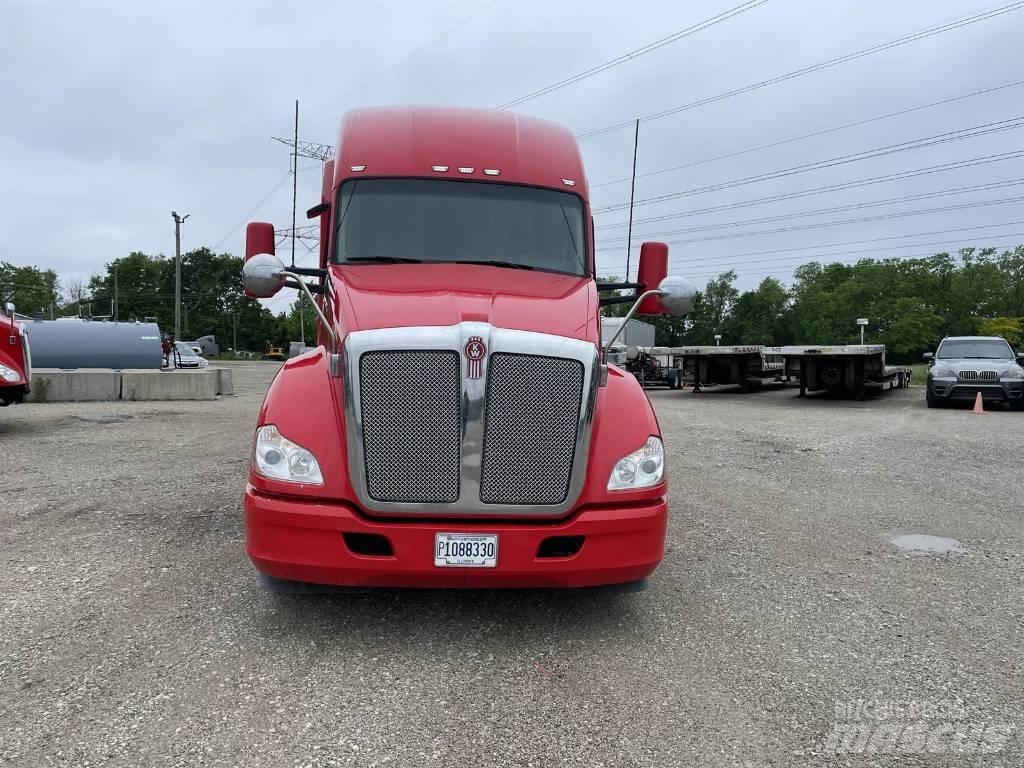 Kenworth T 680 Τράκτορες