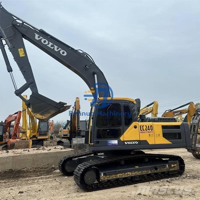 Volvo EC 240 Εκσκαφείς με ερπύστριες