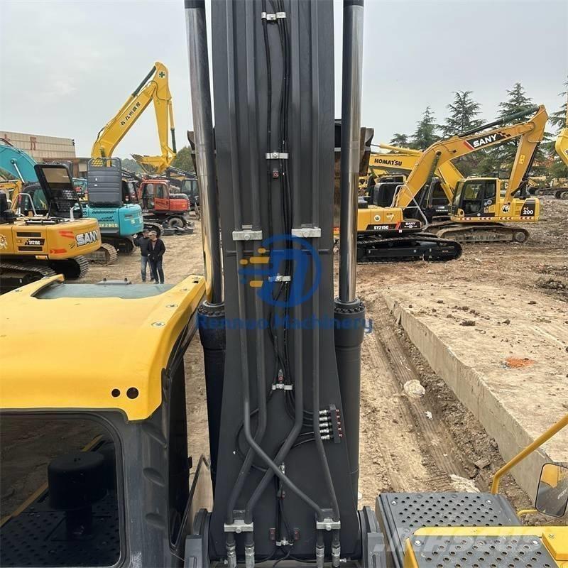 Volvo EC 240 Εκσκαφείς με ερπύστριες