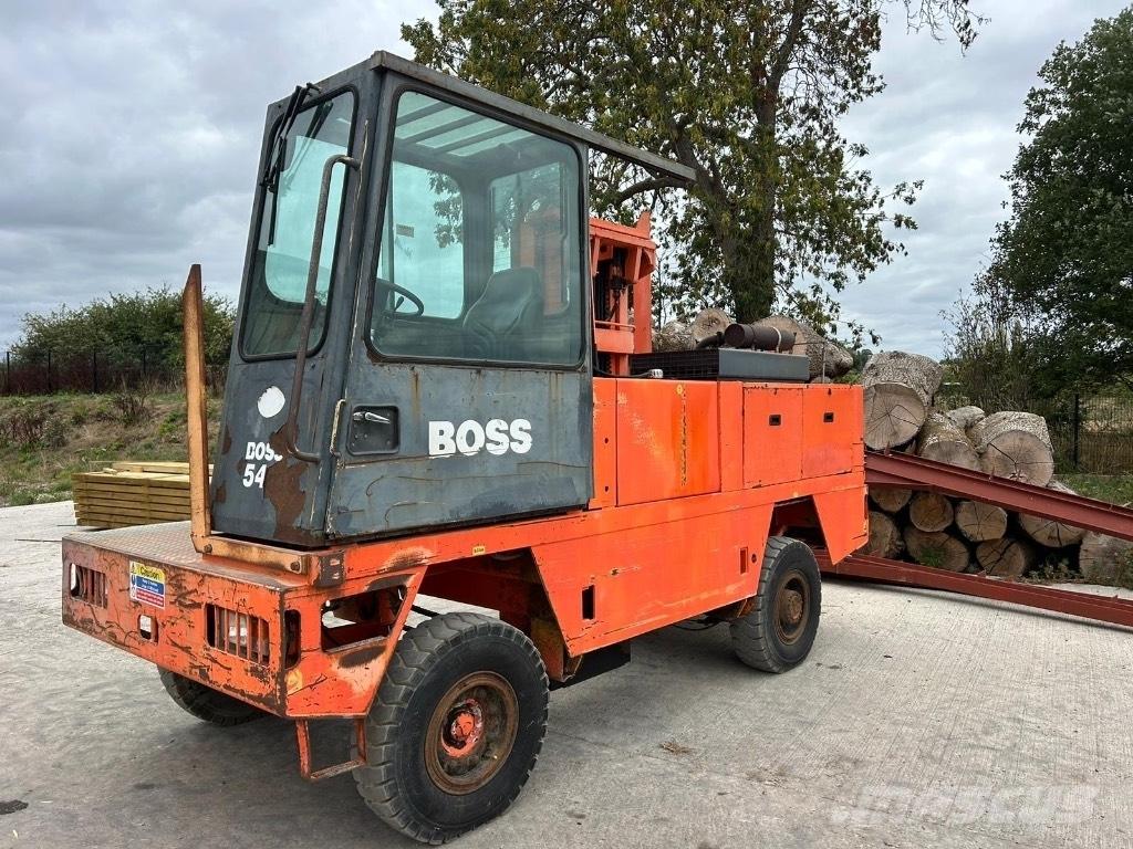 Boss 546 Γερανοί πλευρικής φόρτωσης εμπορευματοκιβωτίων