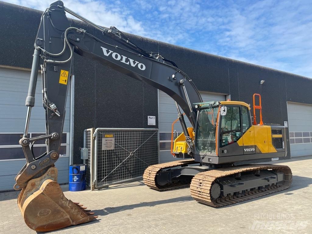 Volvo EC220E Εκσκαφείς με ερπύστριες