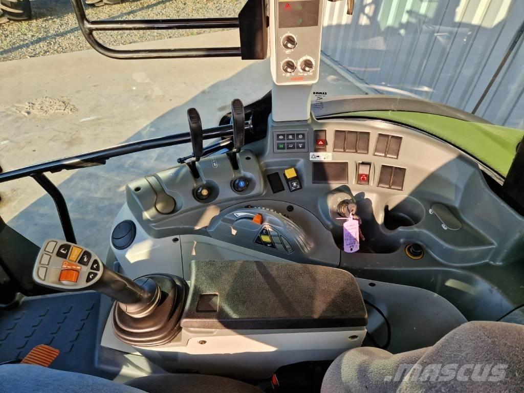 CLAAS Arion 420 Τρακτέρ