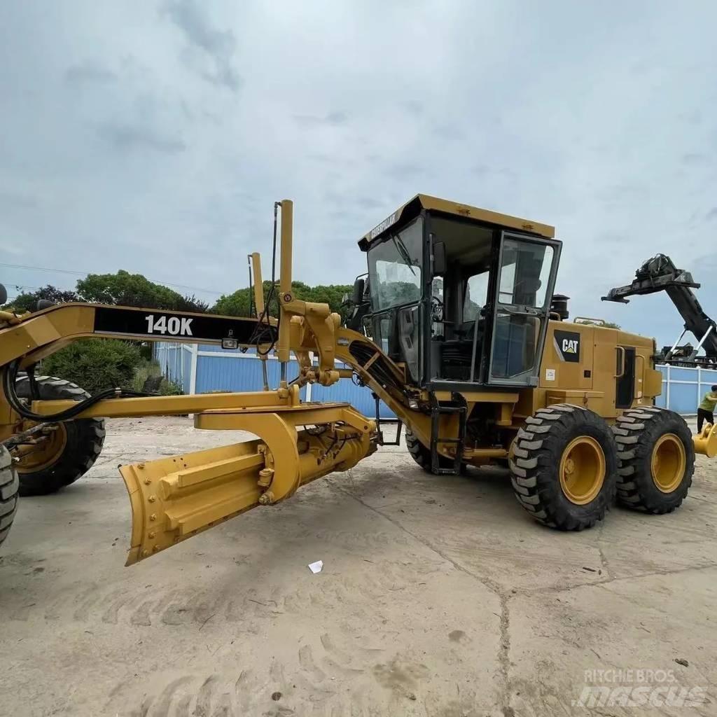 CAT 140K Γκρέιντερς