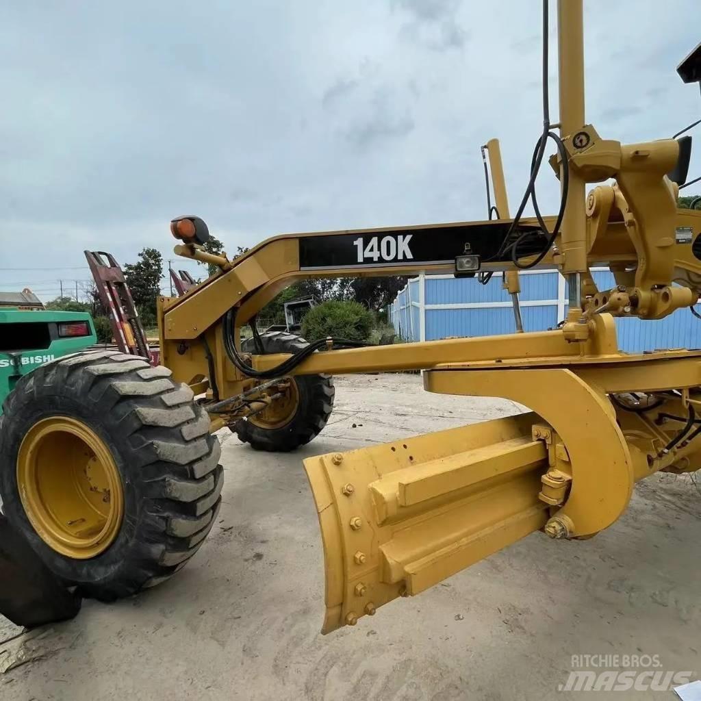 CAT 140K Γκρέιντερς
