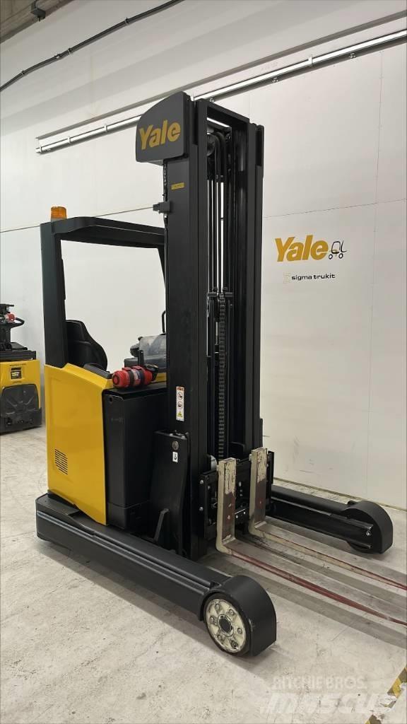Yale MR25 Ανυψωτικά στενών δρόμων