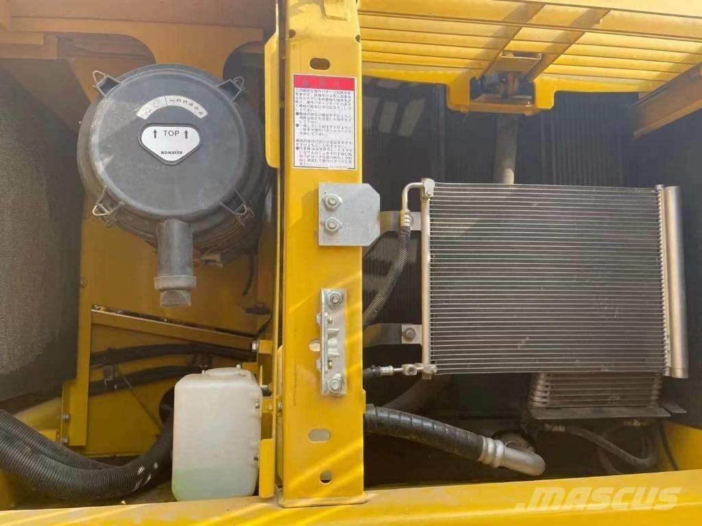 Komatsu PC 200 8N Εκσκαφείς με ερπύστριες