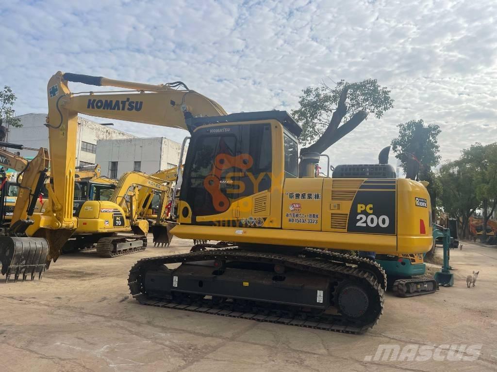 Komatsu PC 200-8 Εκσκαφείς με ερπύστριες