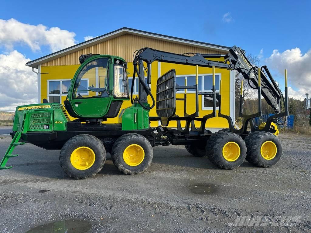 John Deere 810 E Μεταφορείς ξυλείας