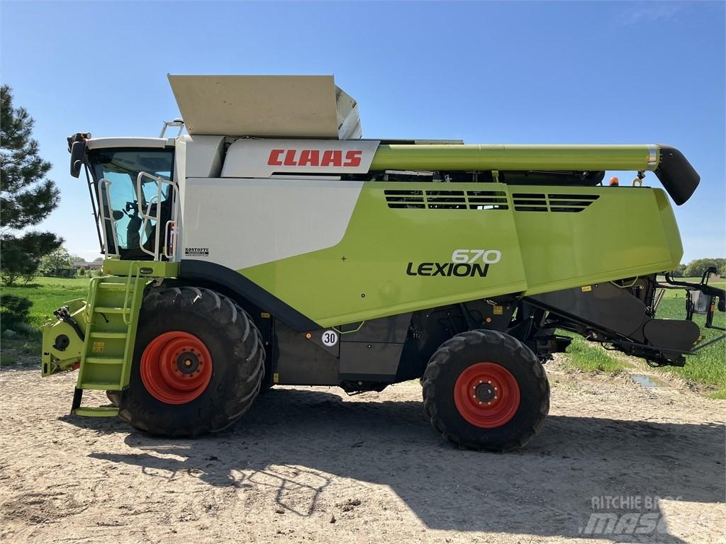 CLAAS Lexion 670 Θεριζοαλωνιστικές μηχανές