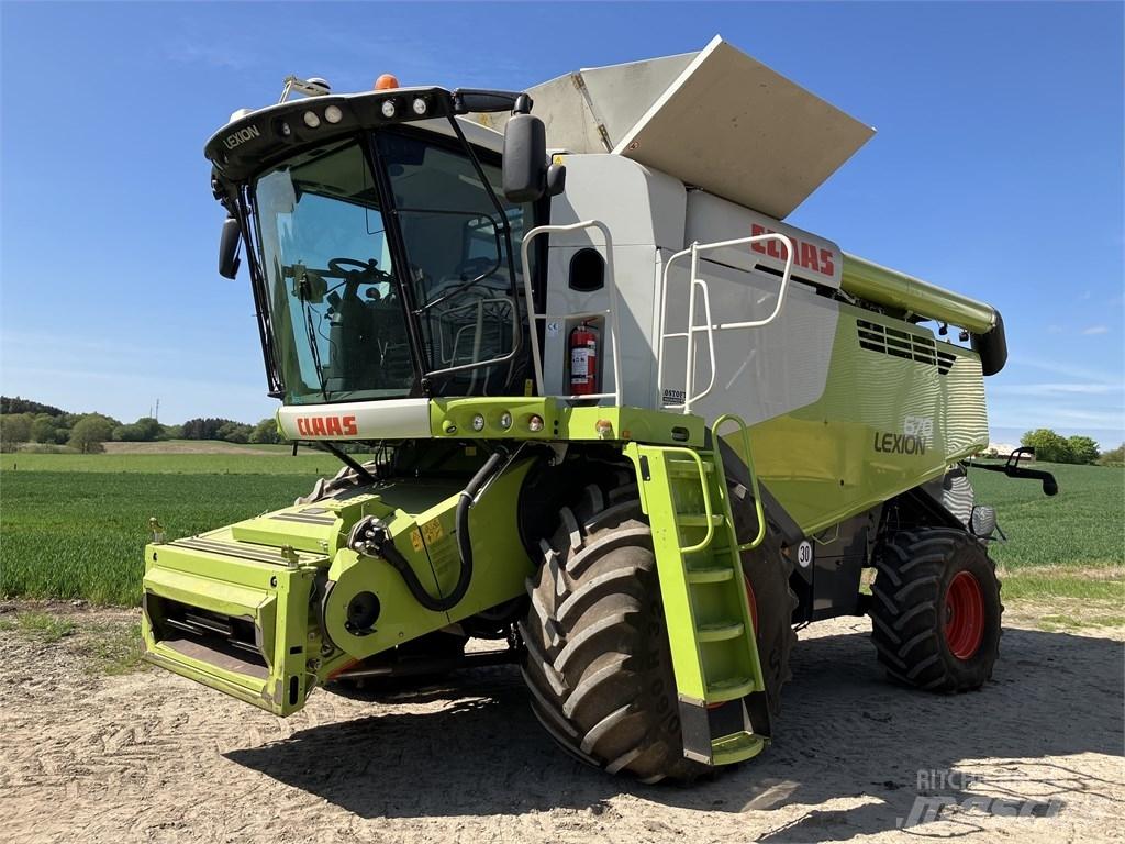 CLAAS Lexion 670 Θεριζοαλωνιστικές μηχανές