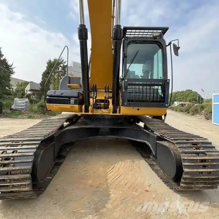 CAT 330D Εκσκαφείς με ερπύστριες