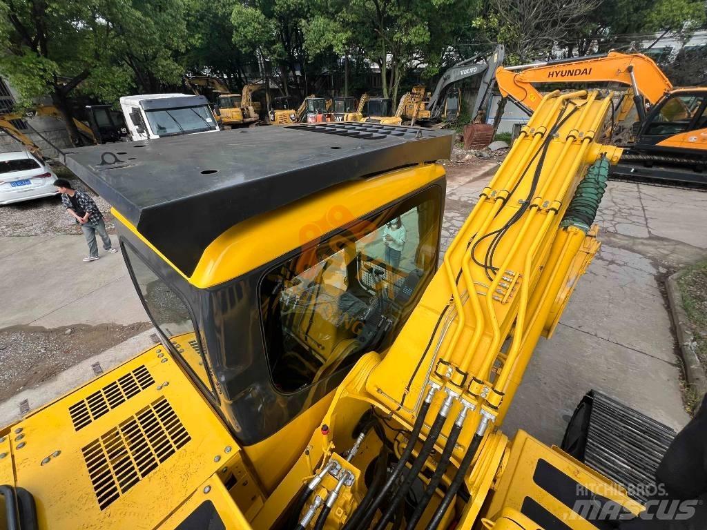 Komatsu PC 220 Εκσκαφείς με ερπύστριες