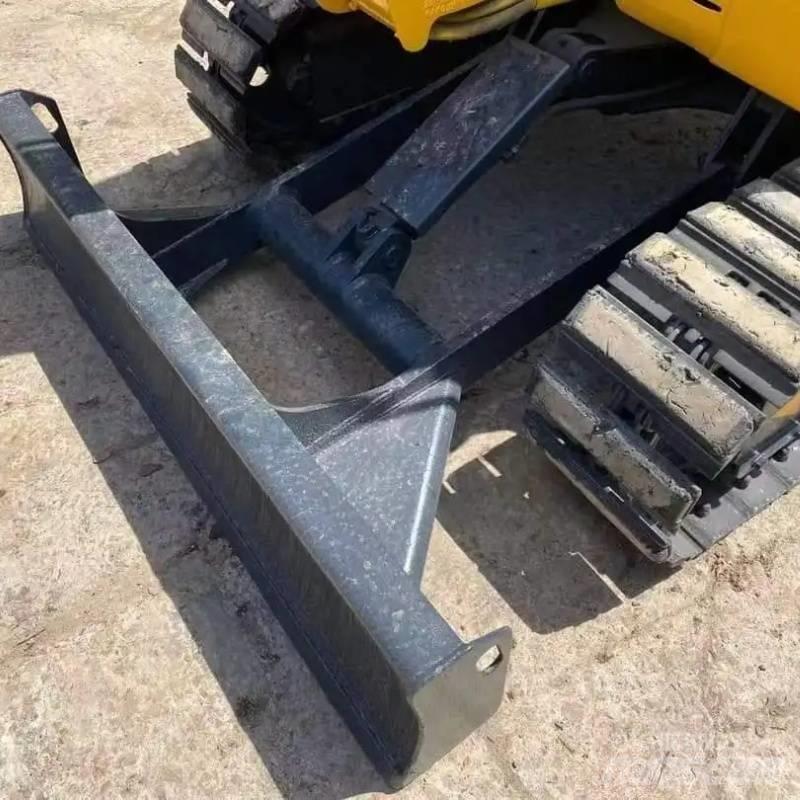Komatsu PC30 Εκσκαφάκι (διαβολάκι) < 7t