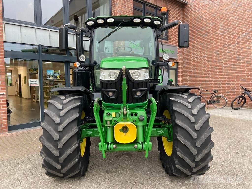 John Deere 6130R Τρακτέρ