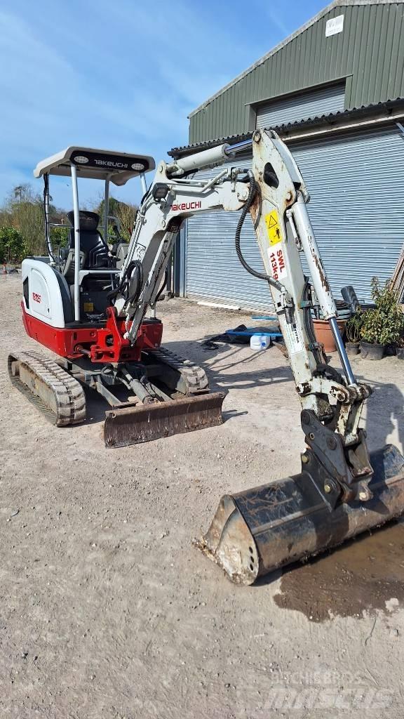Takeuchi TB 225 Εκσκαφάκι (διαβολάκι) < 7t