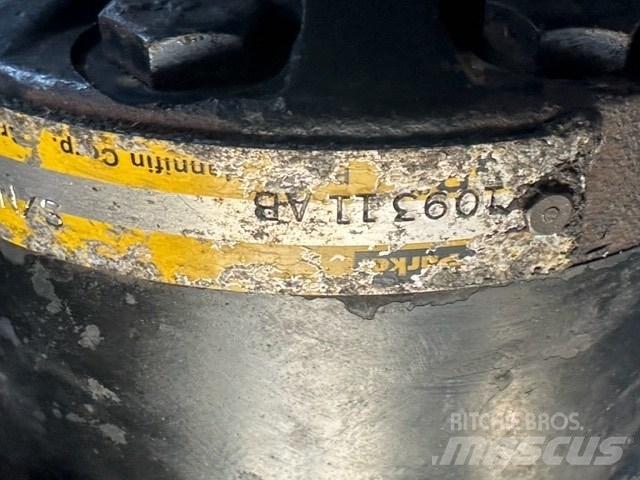 SkyJack SJ 8831 Ανυψωτήρες ψαλιδωτής άρθρωσης