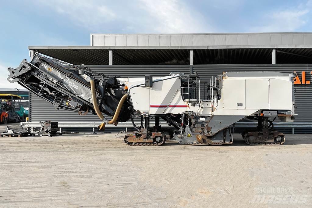 Wirtgen W 210 Επεξεργασίας επίστρωσης ασφάλτου