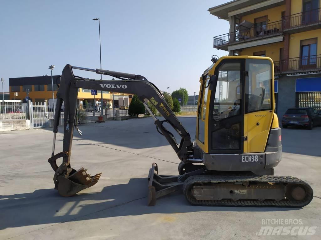 Volvo ECR 38 Εκσκαφάκι (διαβολάκι) < 7t
