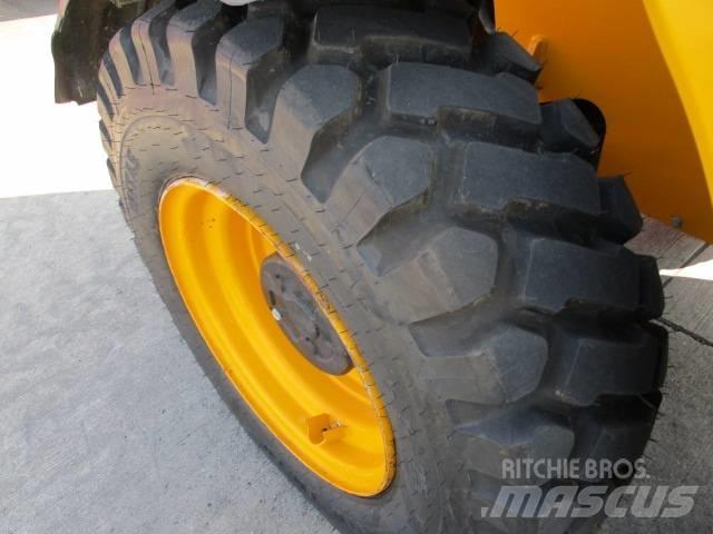 JCB 535-95 (646) Τηλεσκοπικοί ανυψωτές