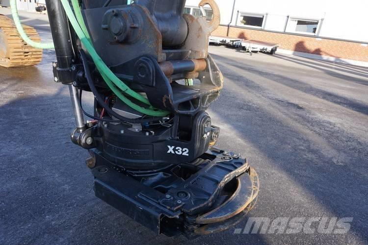 Volvo EC 250 E N L Εκσκαφείς με ερπύστριες