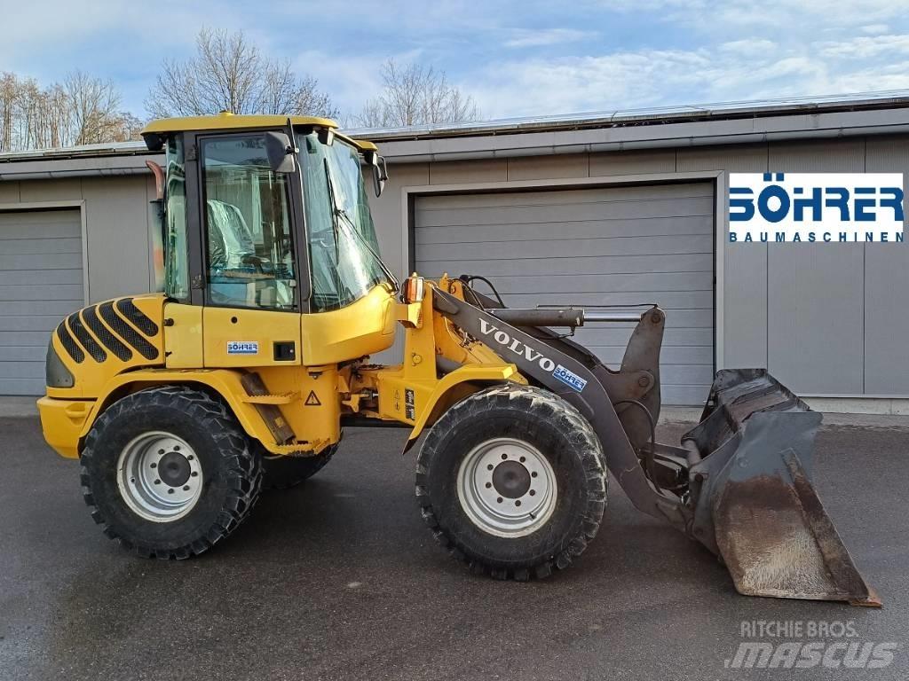 Volvo L 30 B Φορτωτές με λάστιχα (Τροχοφόροι)