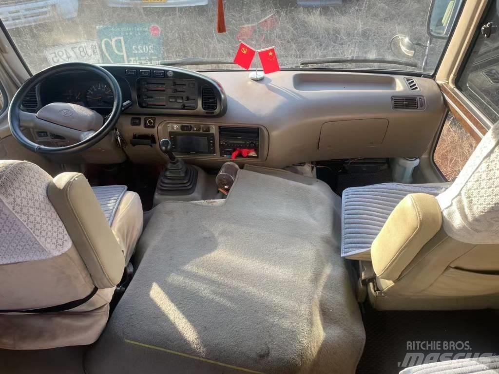 Toyota Coaster Υπεραστικά Λεωφορεία 