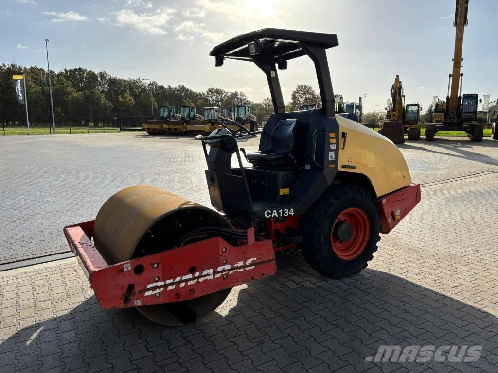 Dynapac CA 134 D Οδοστρωτήρες μονού κυλίνδρου