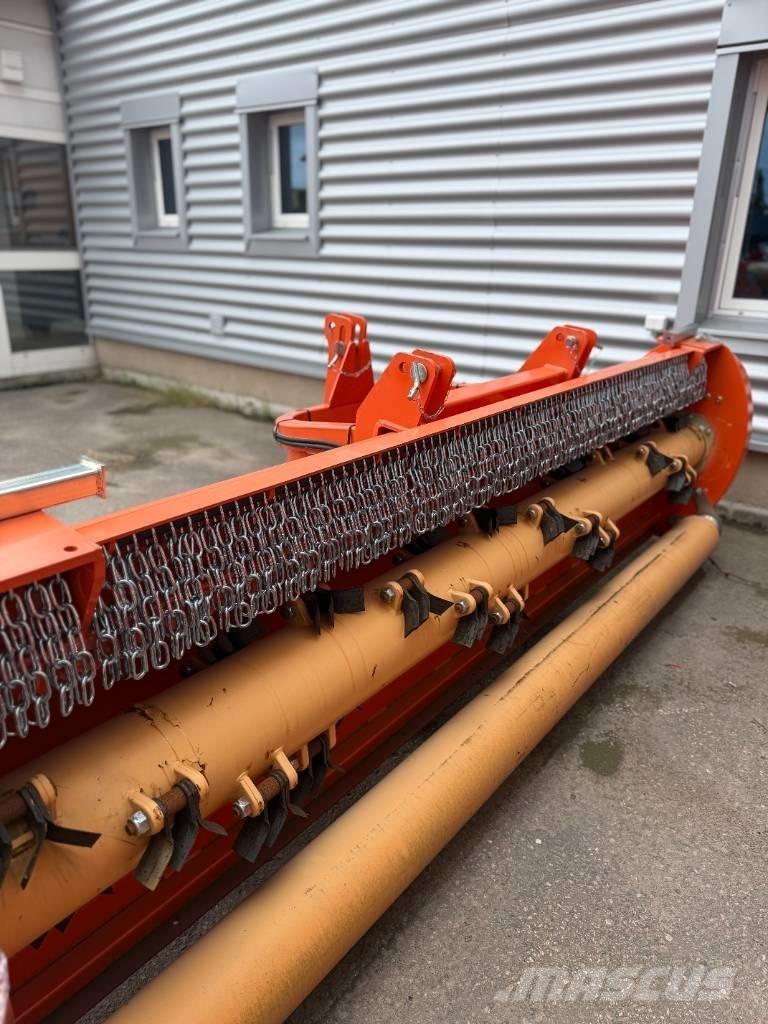 Agrimaster RV 320 Χορτοκοπτικά και κορυφολόγοι βοσκοτόπων