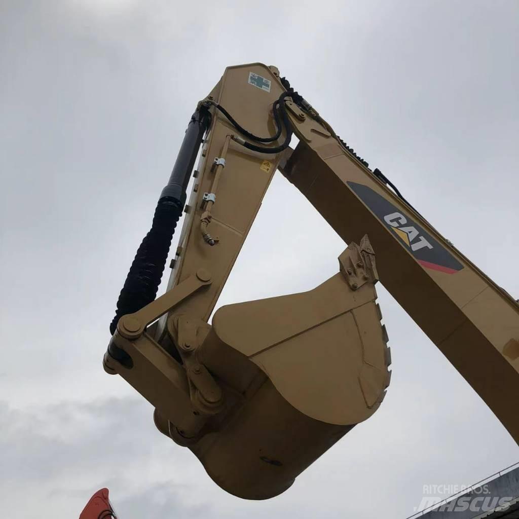 CAT 330D2L Εκσκαφείς με ερπύστριες