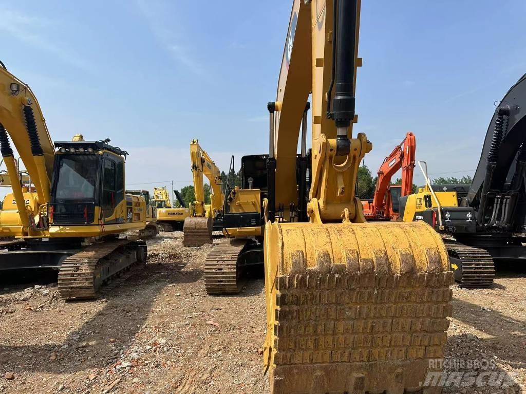 CAT 326D Εκσκαφείς με ερπύστριες