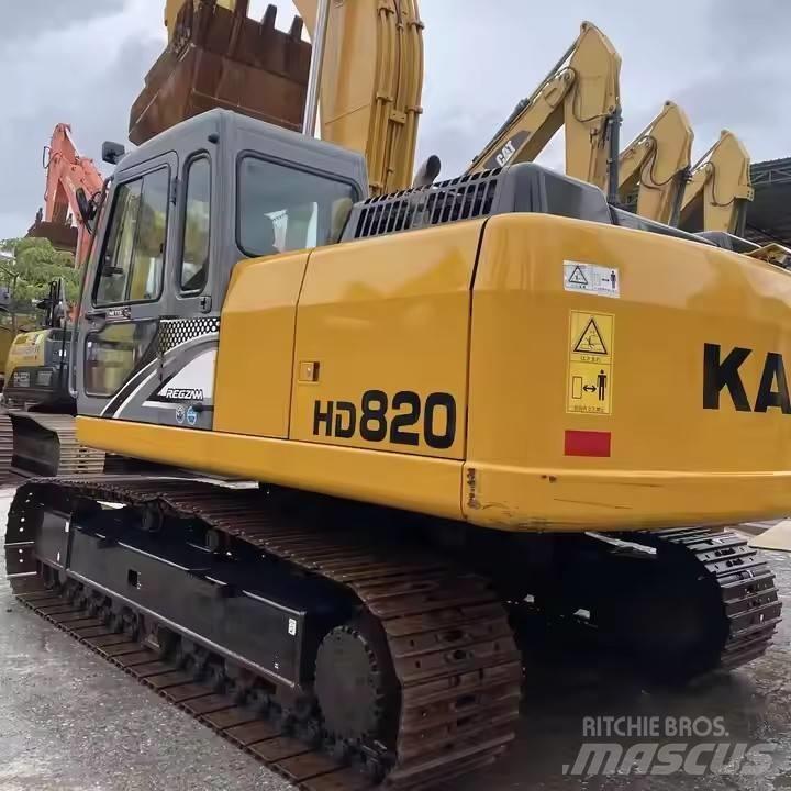 Kato HD820 Εκσκαφείς με ερπύστριες
