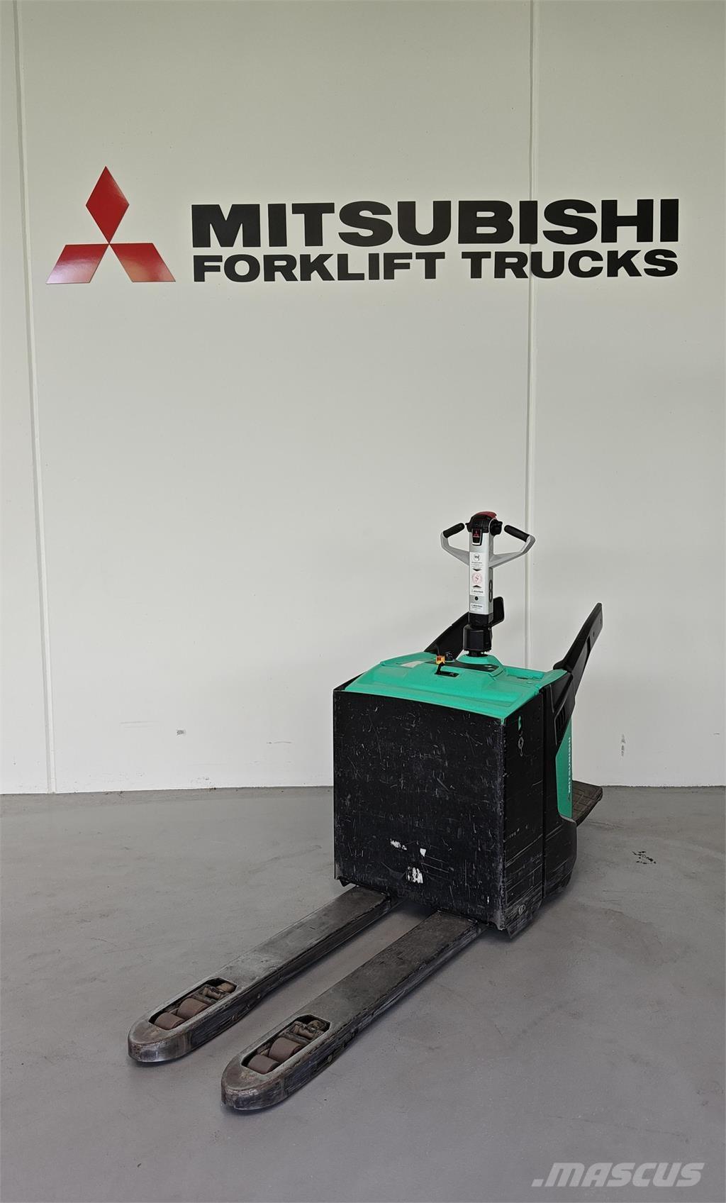 Mitsubishi PBV20N2 Φορτηγά με πλατφόρμα