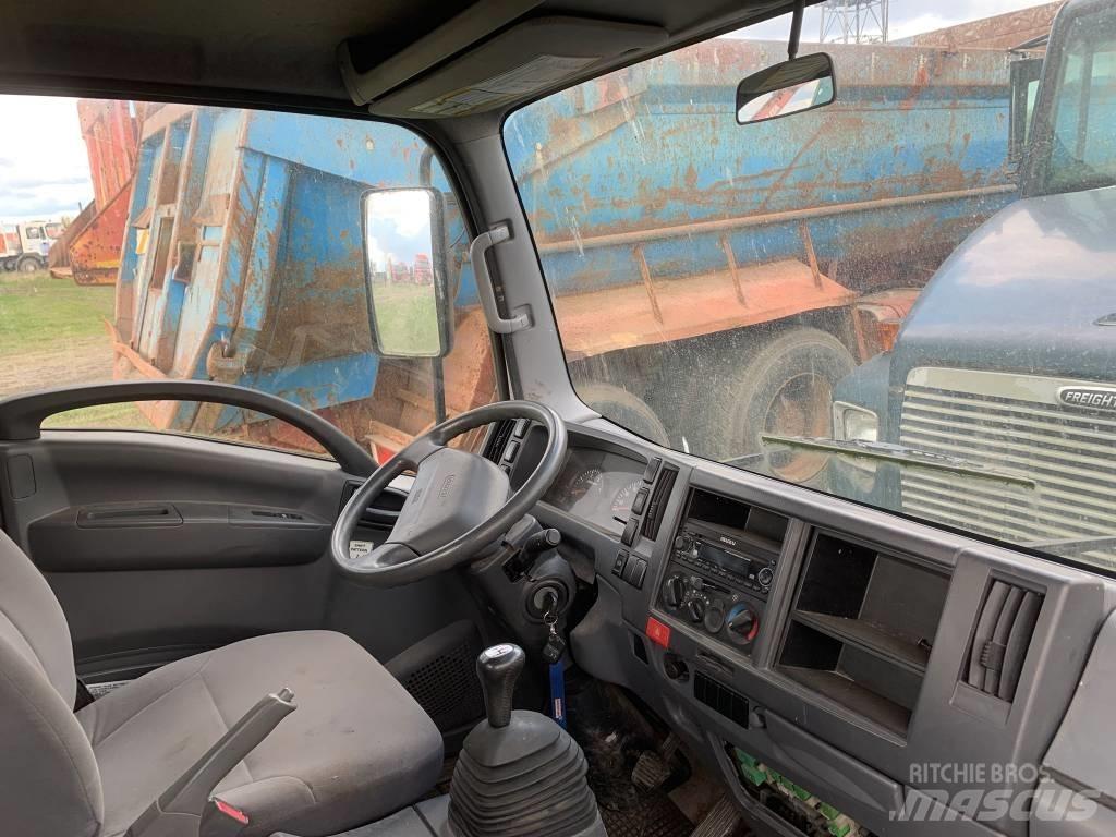 Isuzu FOR PARTS Κλούβες με συρόμενες πόρτες