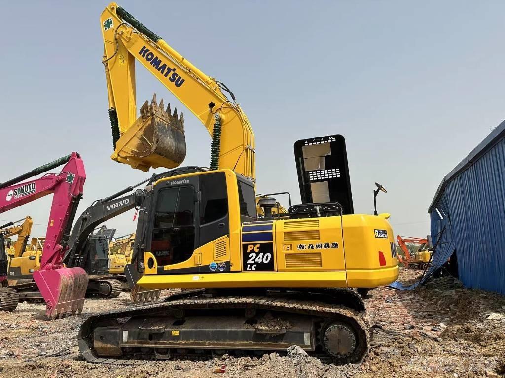 Komatsu PC 240 Εκσκαφείς με ερπύστριες