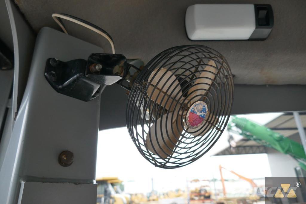 CAT 140M Γκρέιντερς