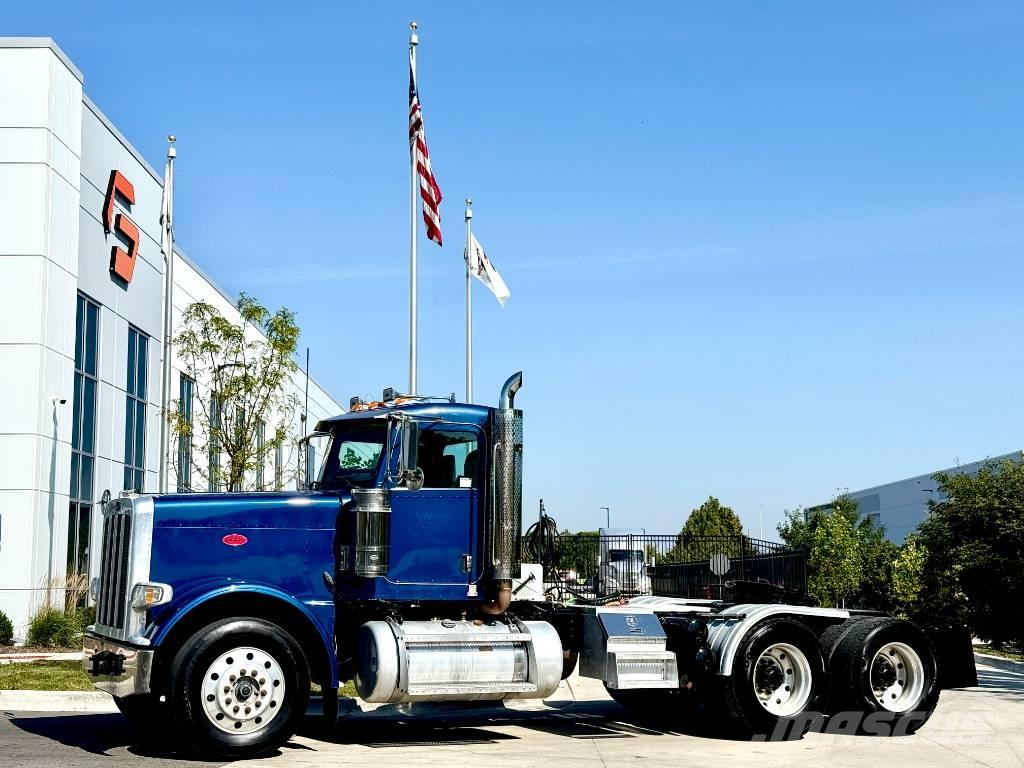 Peterbilt 388 Τράκτορες